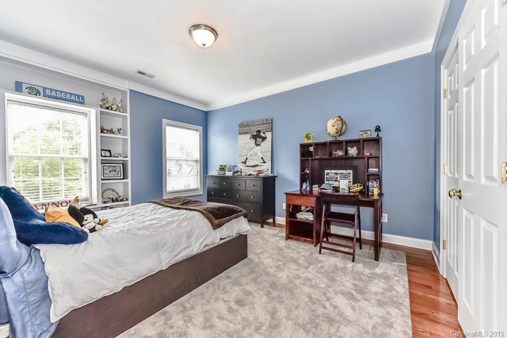 Lake Shore - Residential