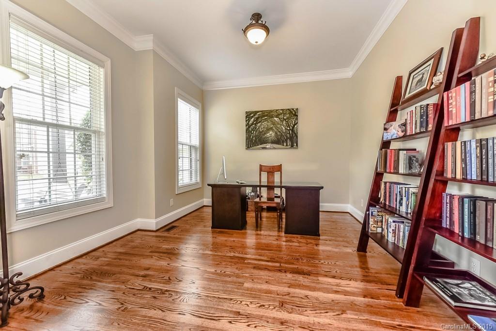 Lake Shore - Residential