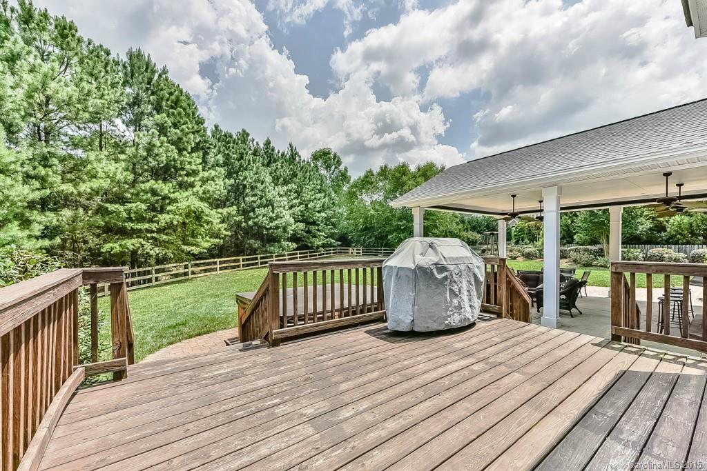 Lake Shore - Residential