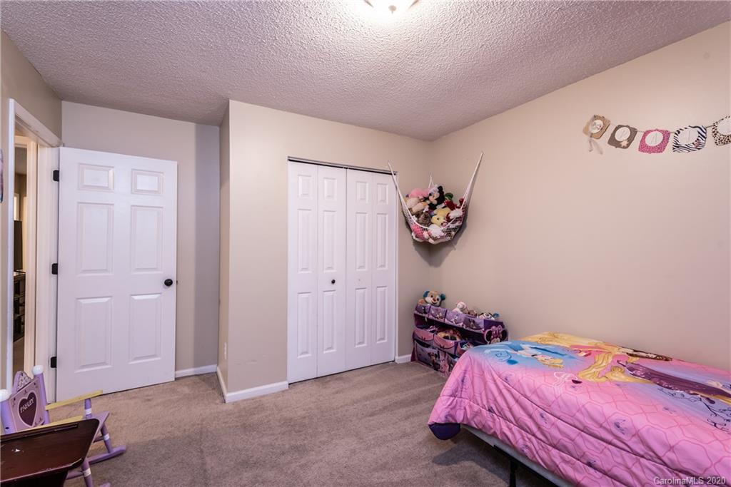 Sandy Pines - Residential