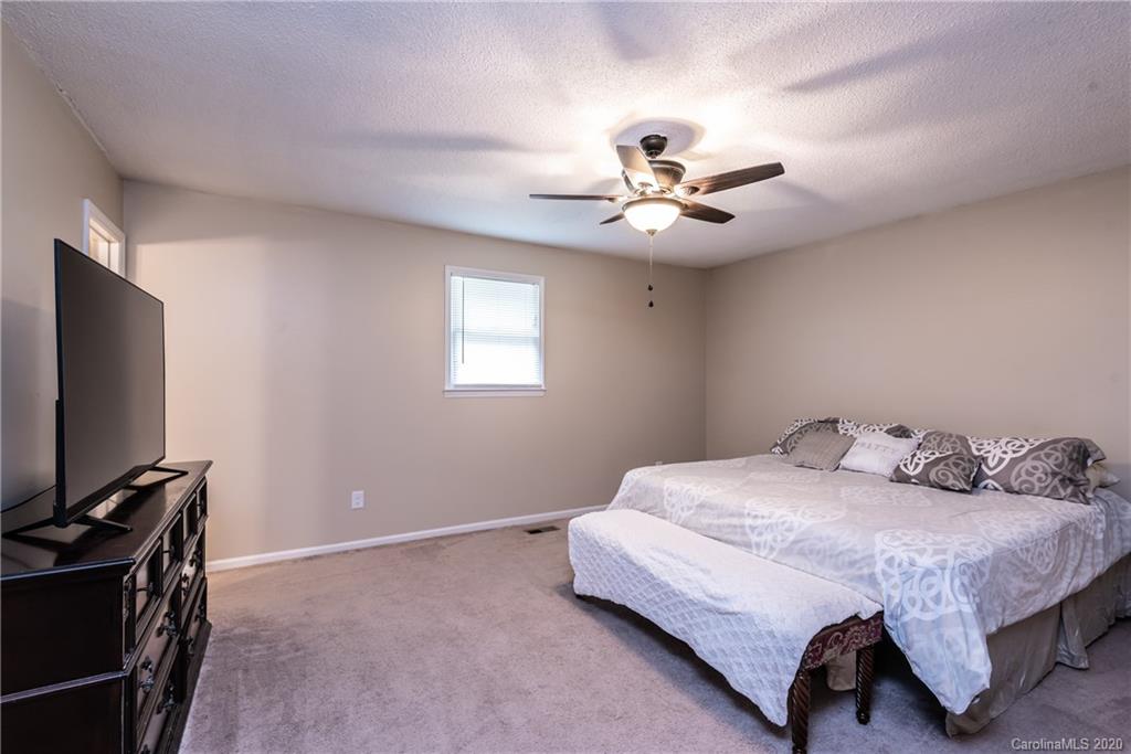 Sandy Pines - Residential