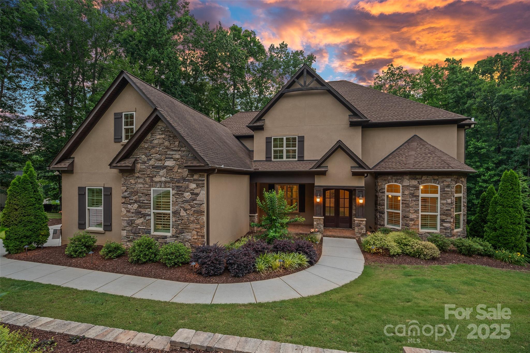 117 Walking Horse Trail