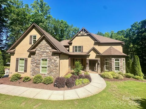 117 Walking Horse Trail Davidson NC 28036