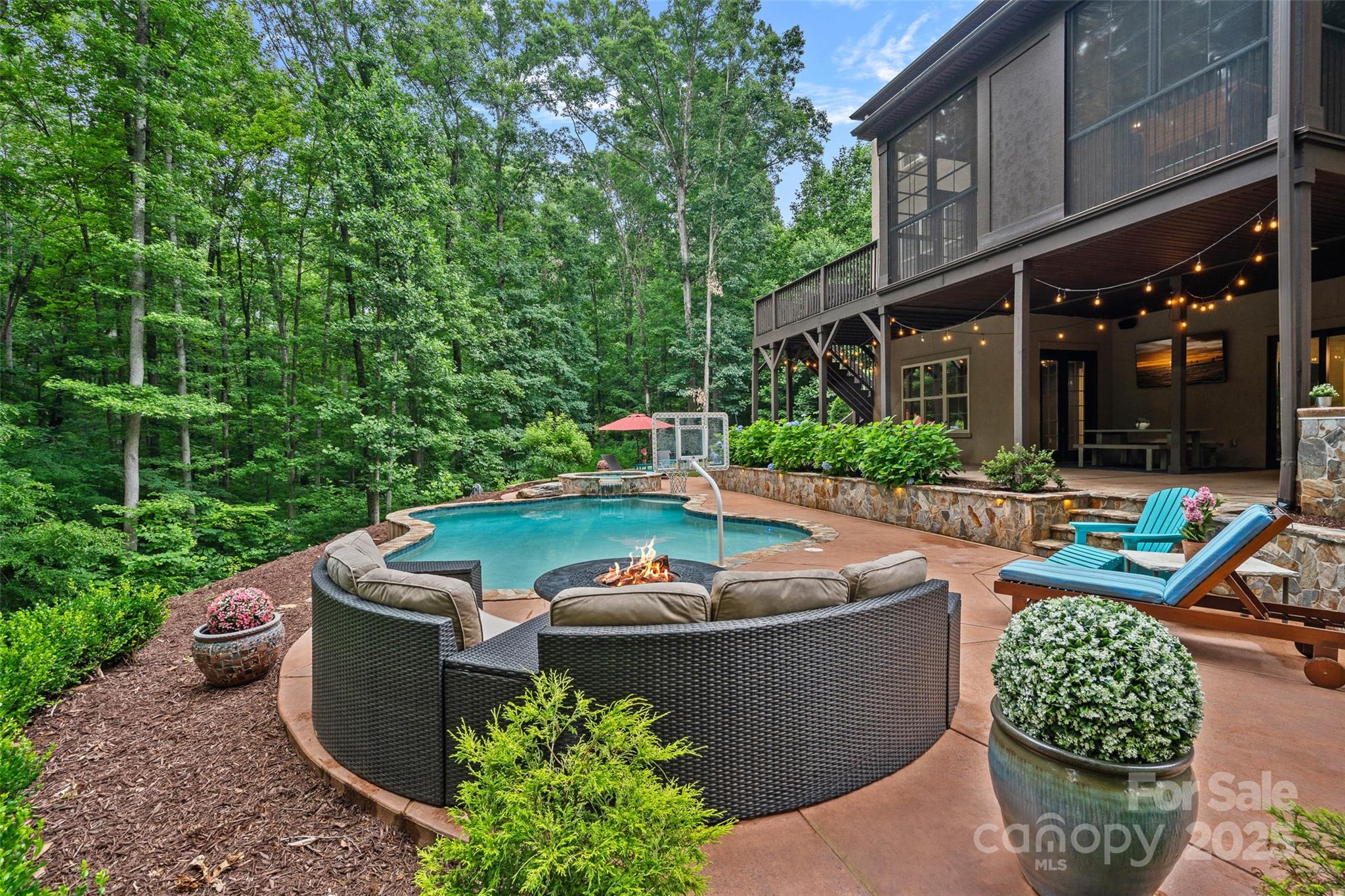 117 Walking Horse Trail