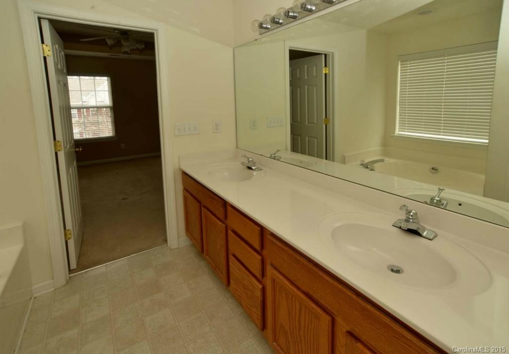 Tall Oaks - Residential Lease