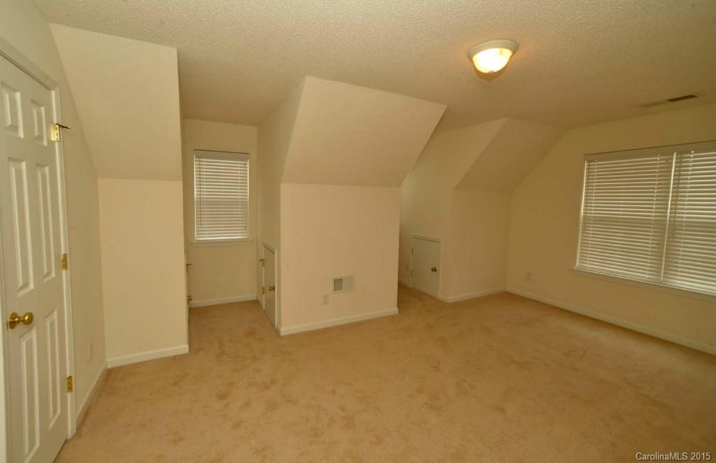 Tall Oaks - Residential Lease