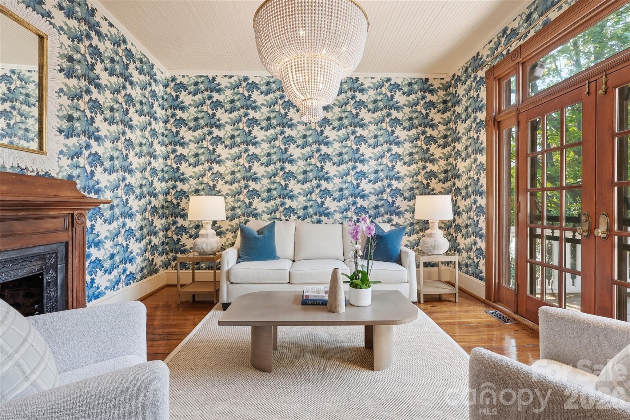 728 Lexington Avenue