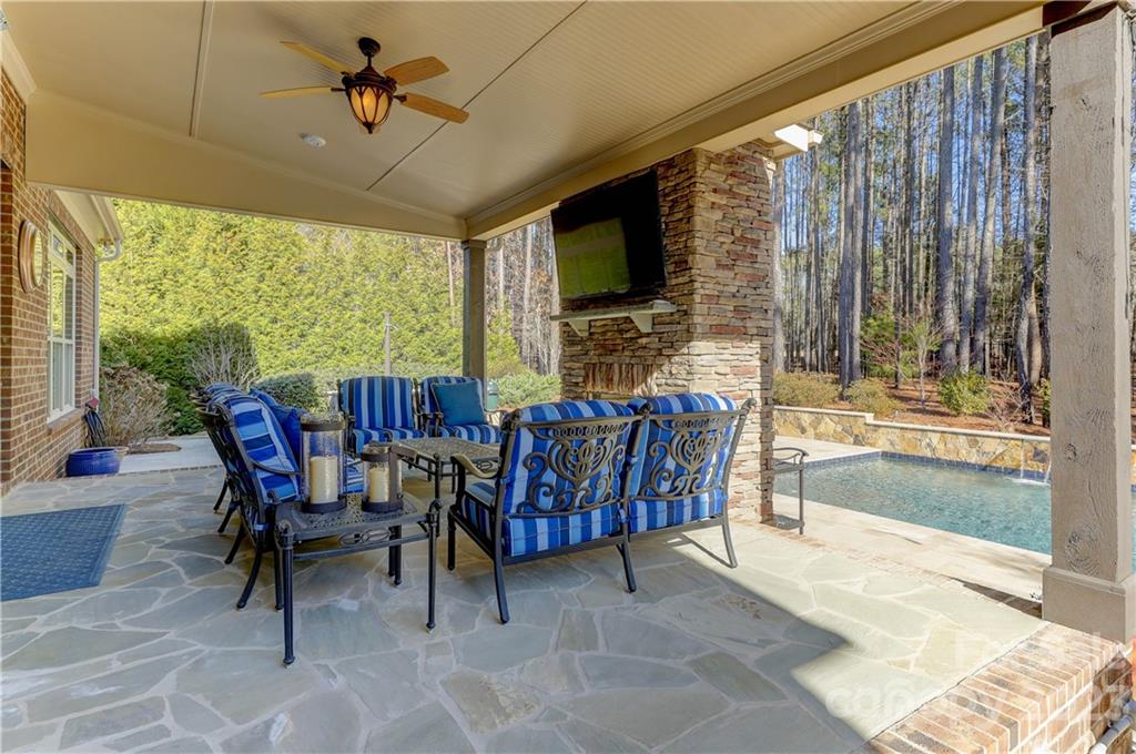 The Palisades - Residential