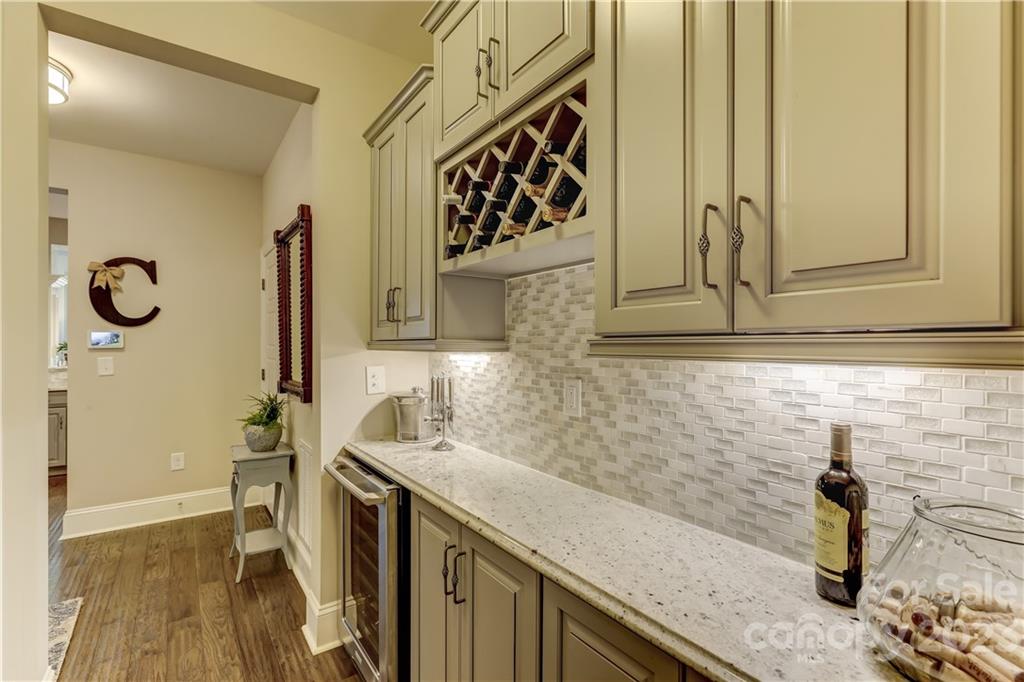 The Palisades - Residential