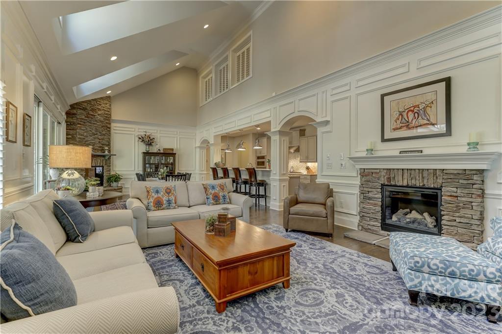 The Palisades - Residential