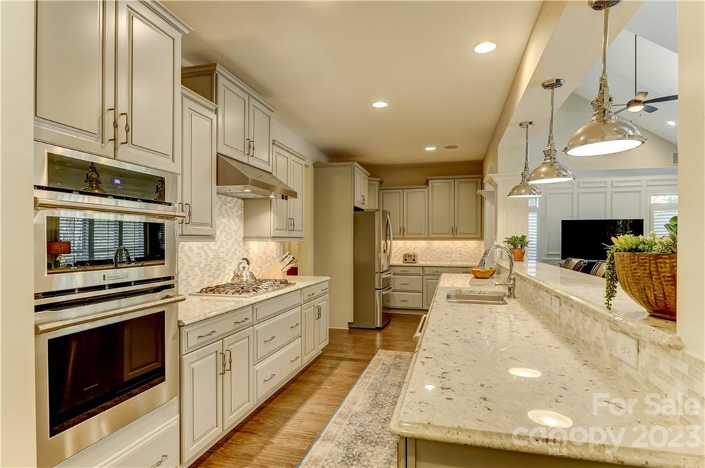 The Palisades - Residential