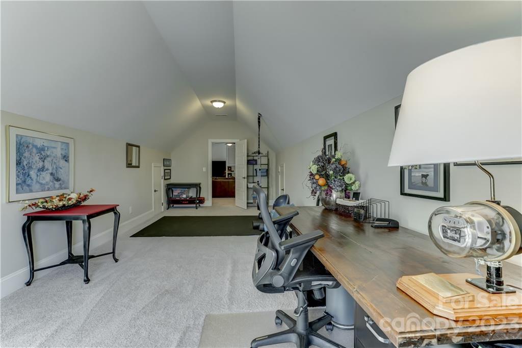 The Palisades - Residential