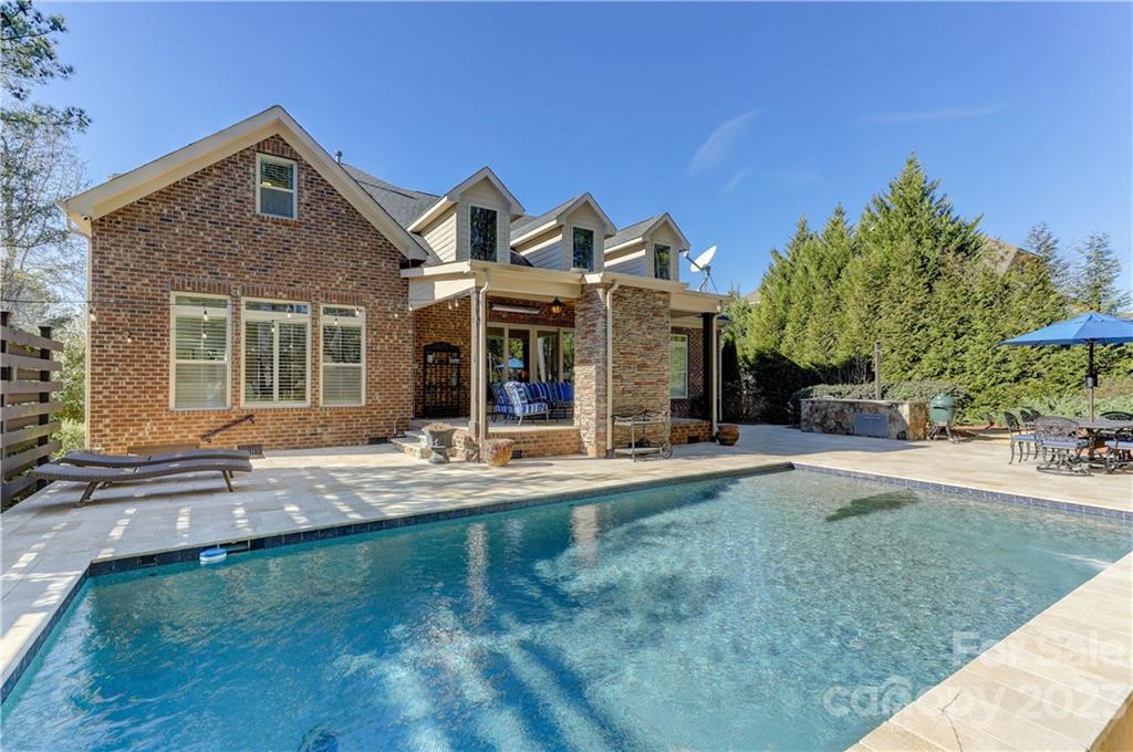 The Palisades - Residential