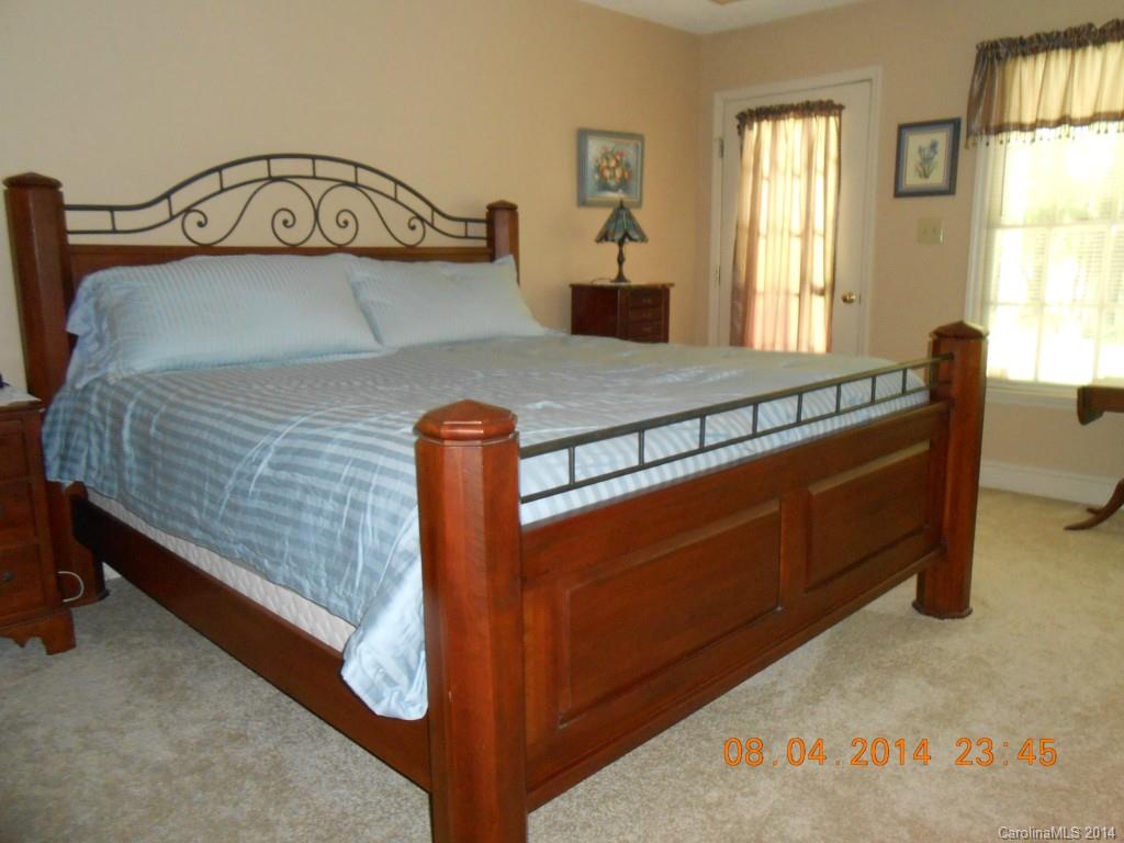Willow Pond - Residential