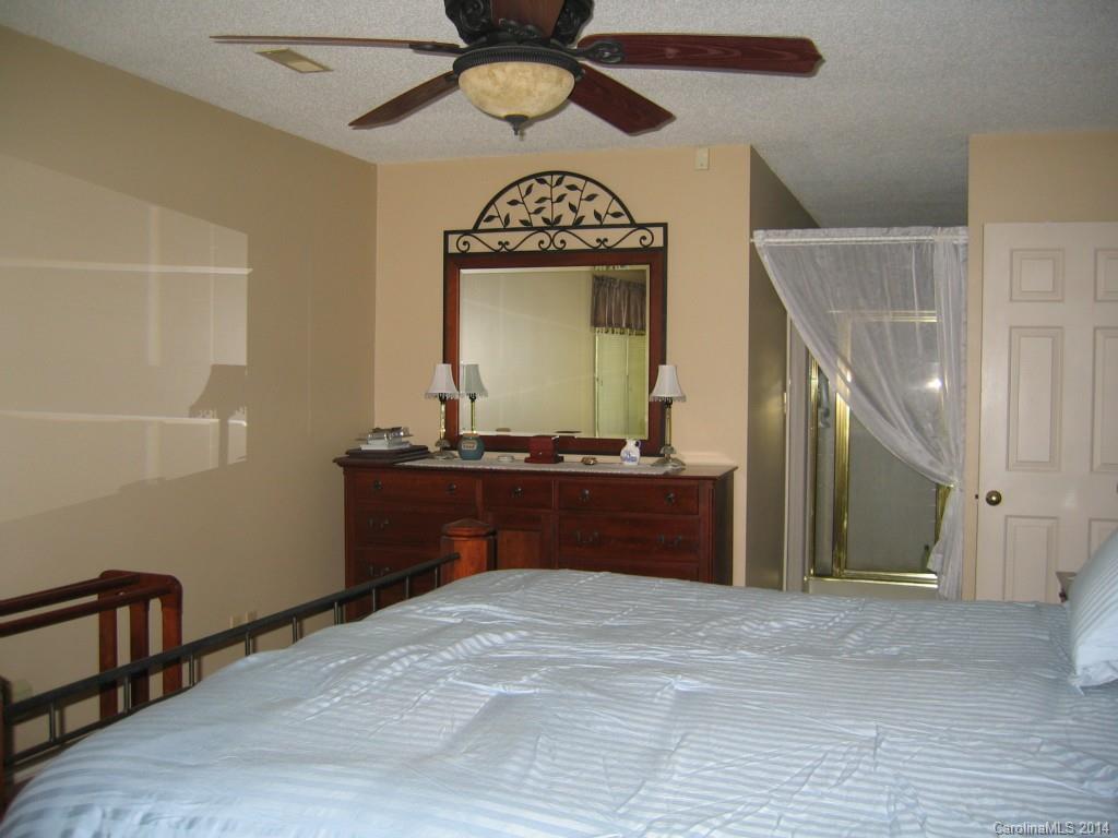 Willow Pond - Residential