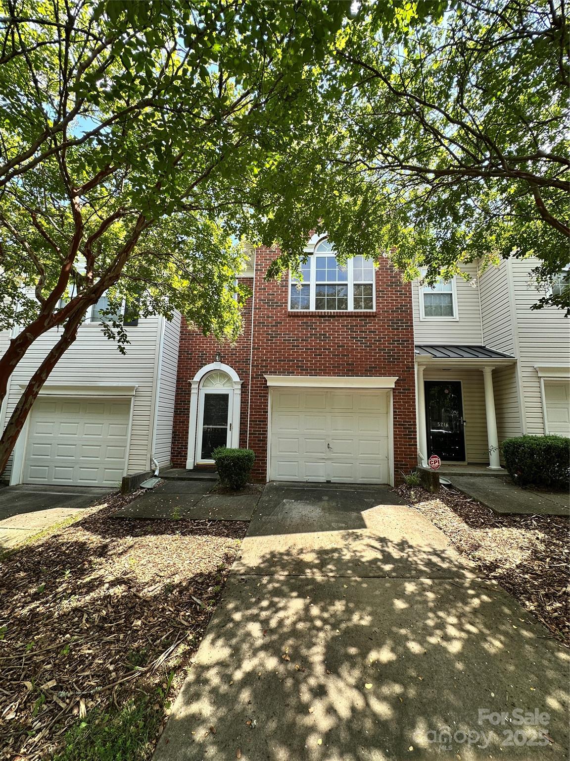 5220 Glenlea Walk Lane