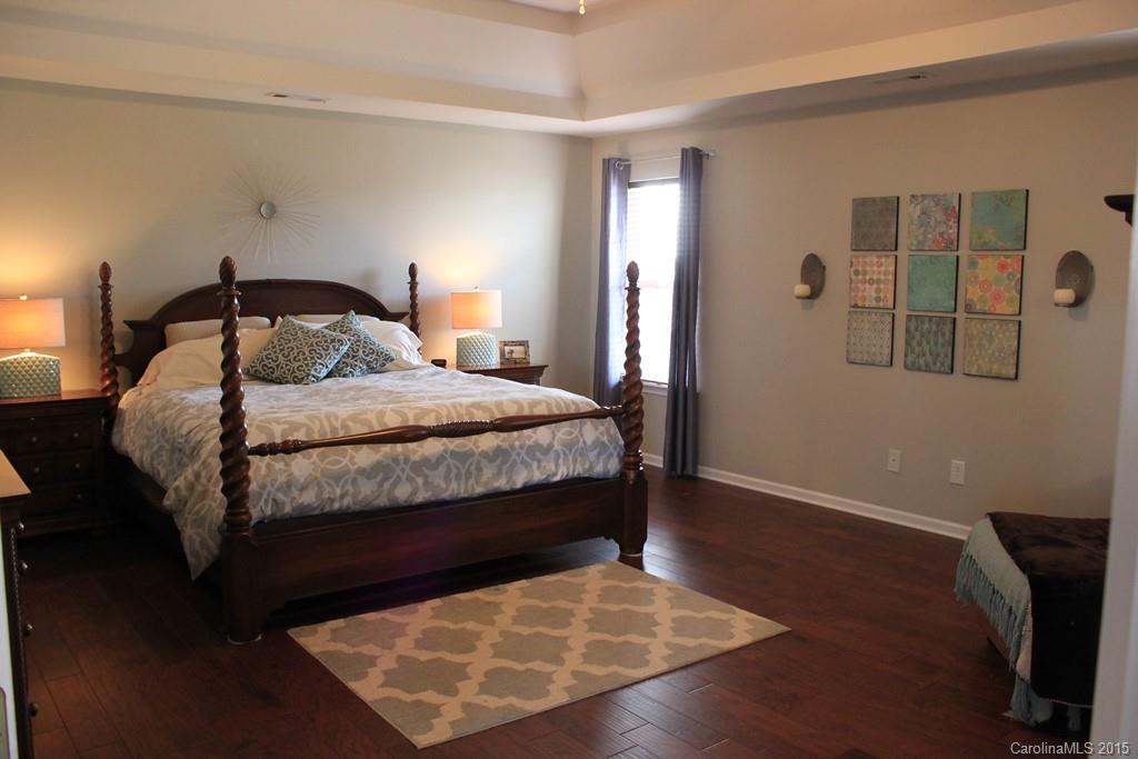 Curtis Pond - Residential