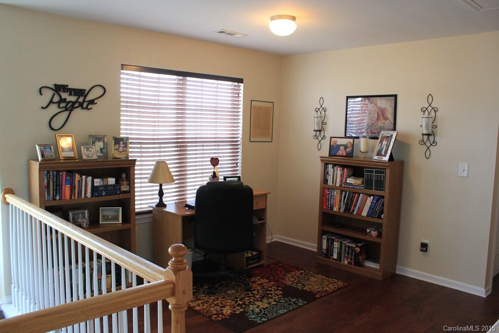 Curtis Pond - Residential