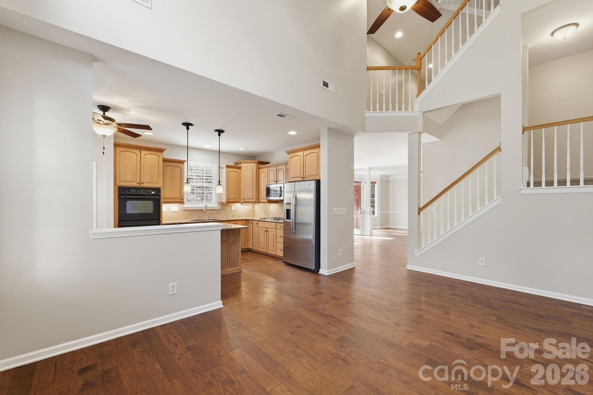 Lake Shore On Lake Wylie - Residential