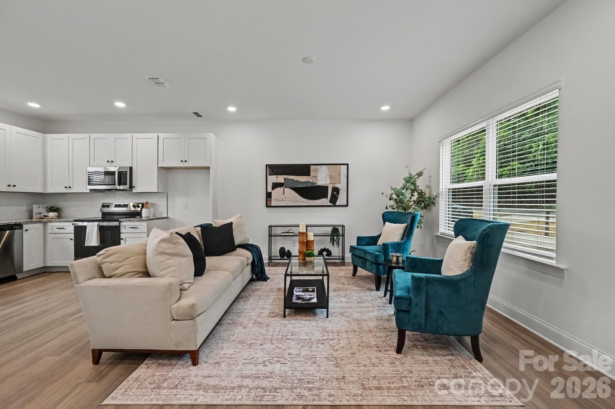 41 E 13th Street