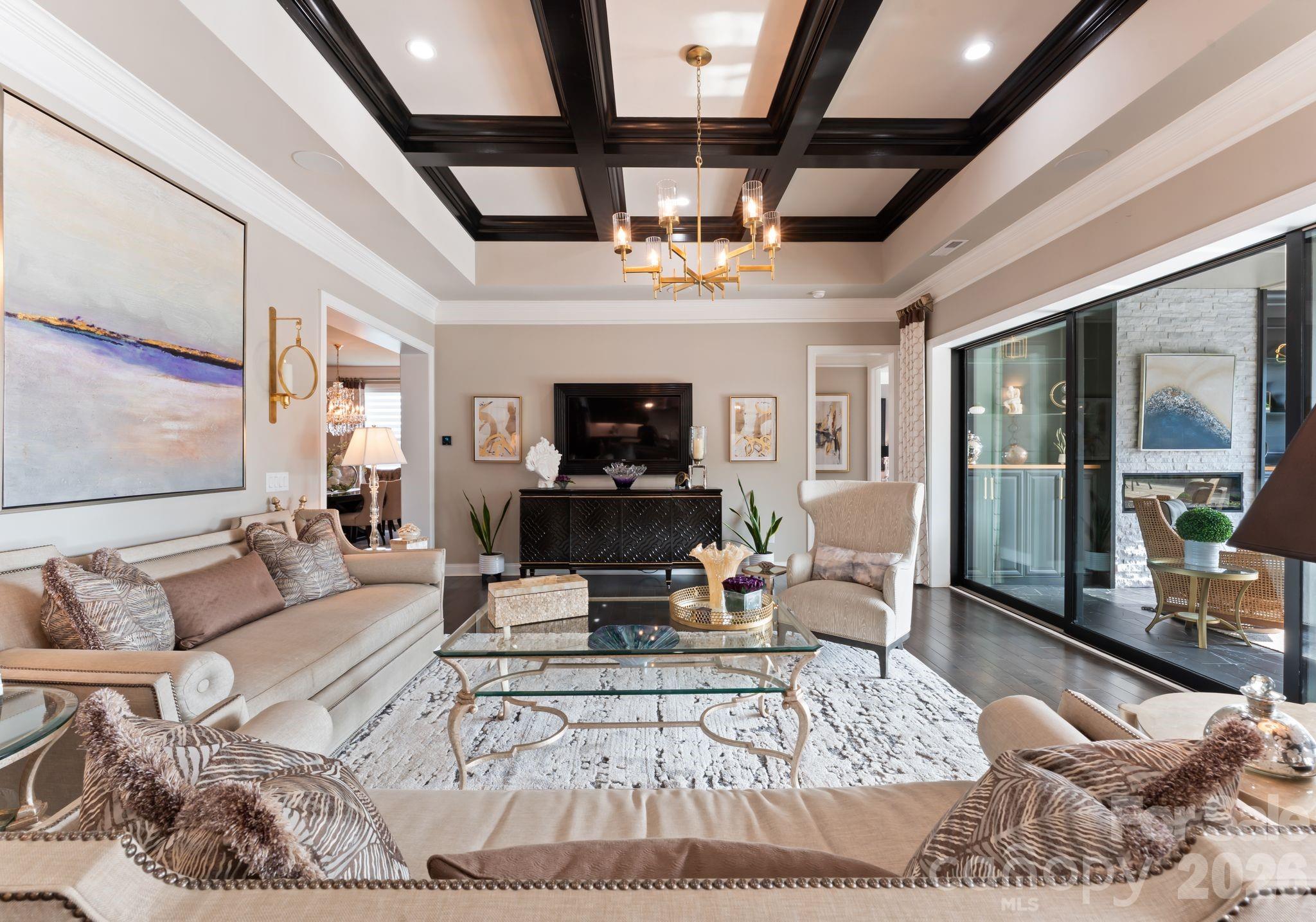 1035 Chippenham Avenue