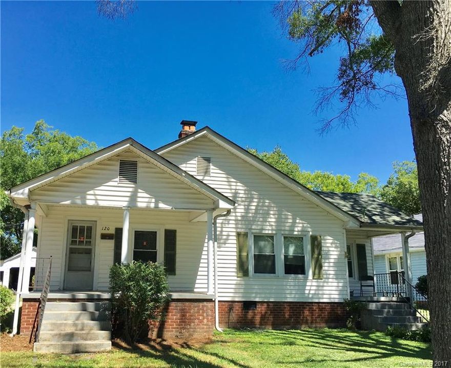 Come see this cute 1 bed 1 bath duplex in a quiet neighborhood near downtown Concord. Close to local shopping, restaurants and entertainment this is sure to go quickly. Make your appointment to see it today!