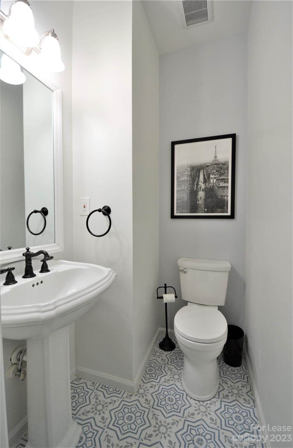 Woodlawn - Residential Lease