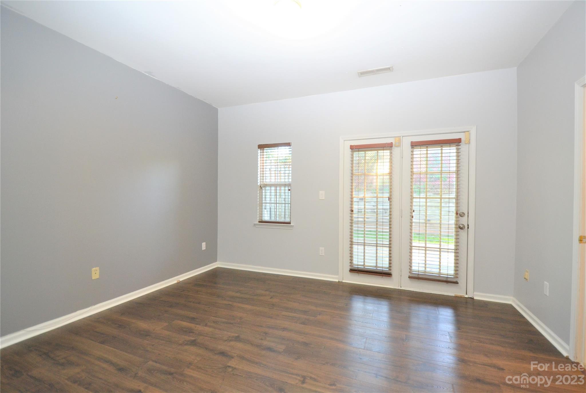 Woodlawn - Residential Lease