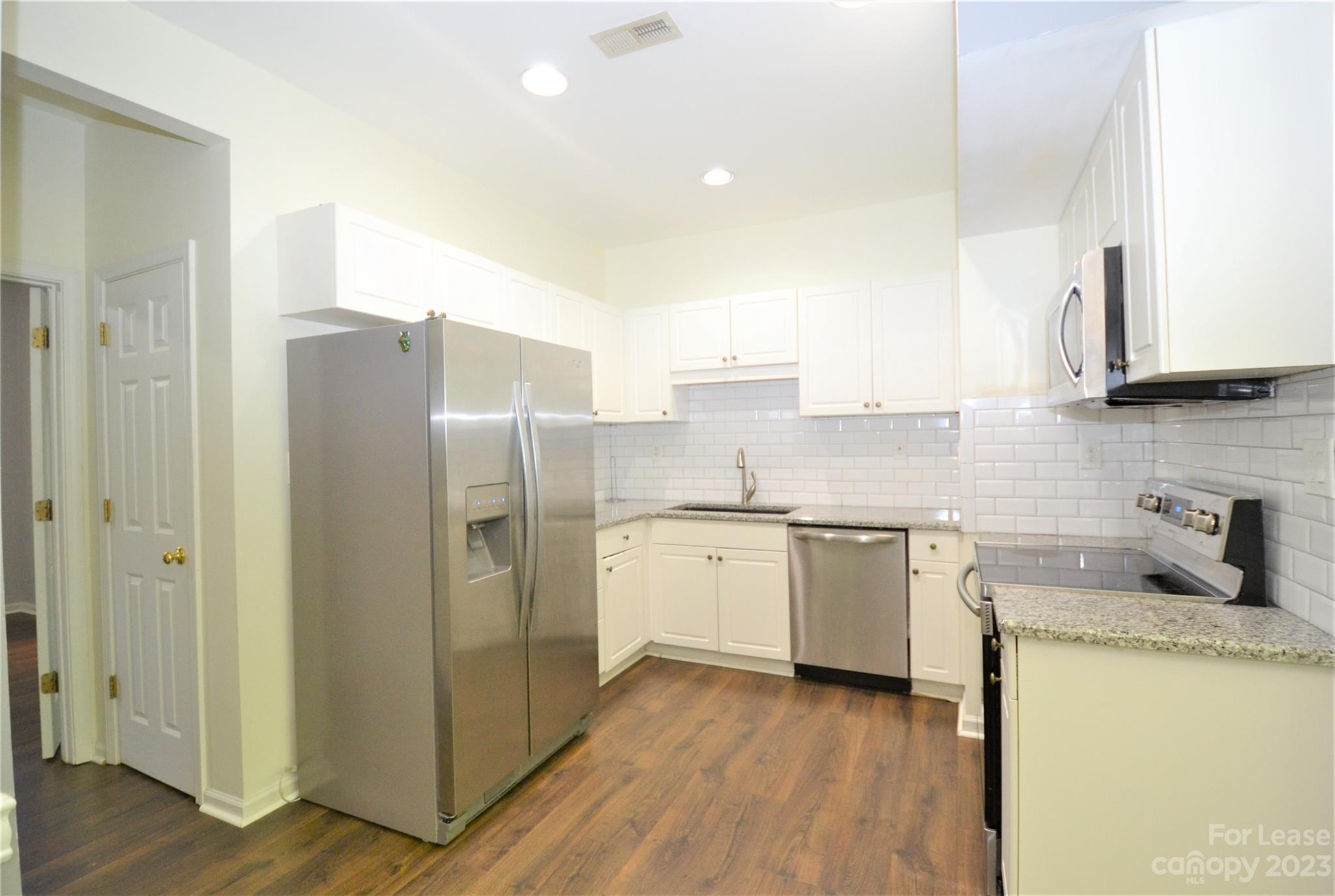 Woodlawn - Residential Lease