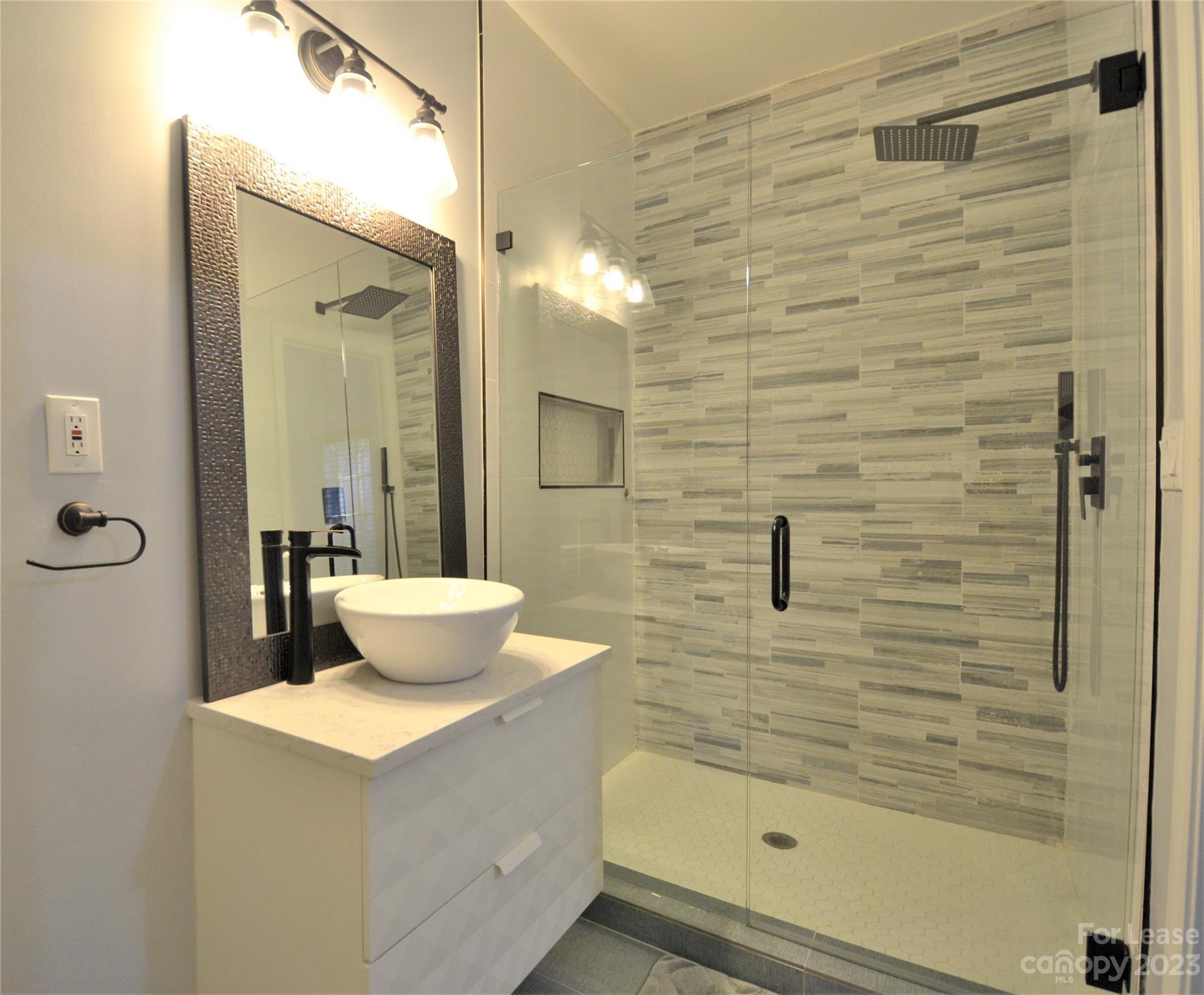 Woodlawn - Residential Lease