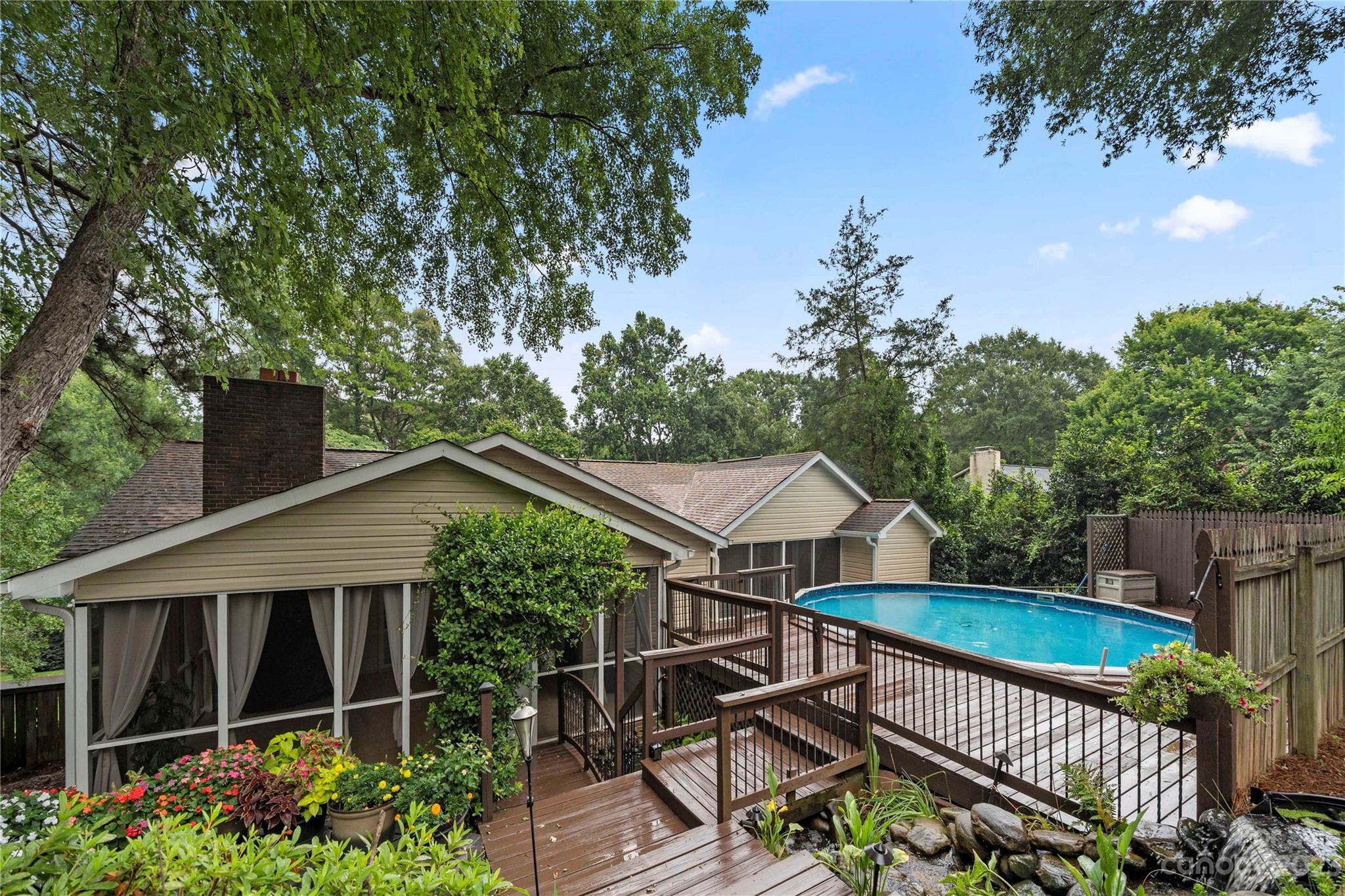 Foxwood - Residential