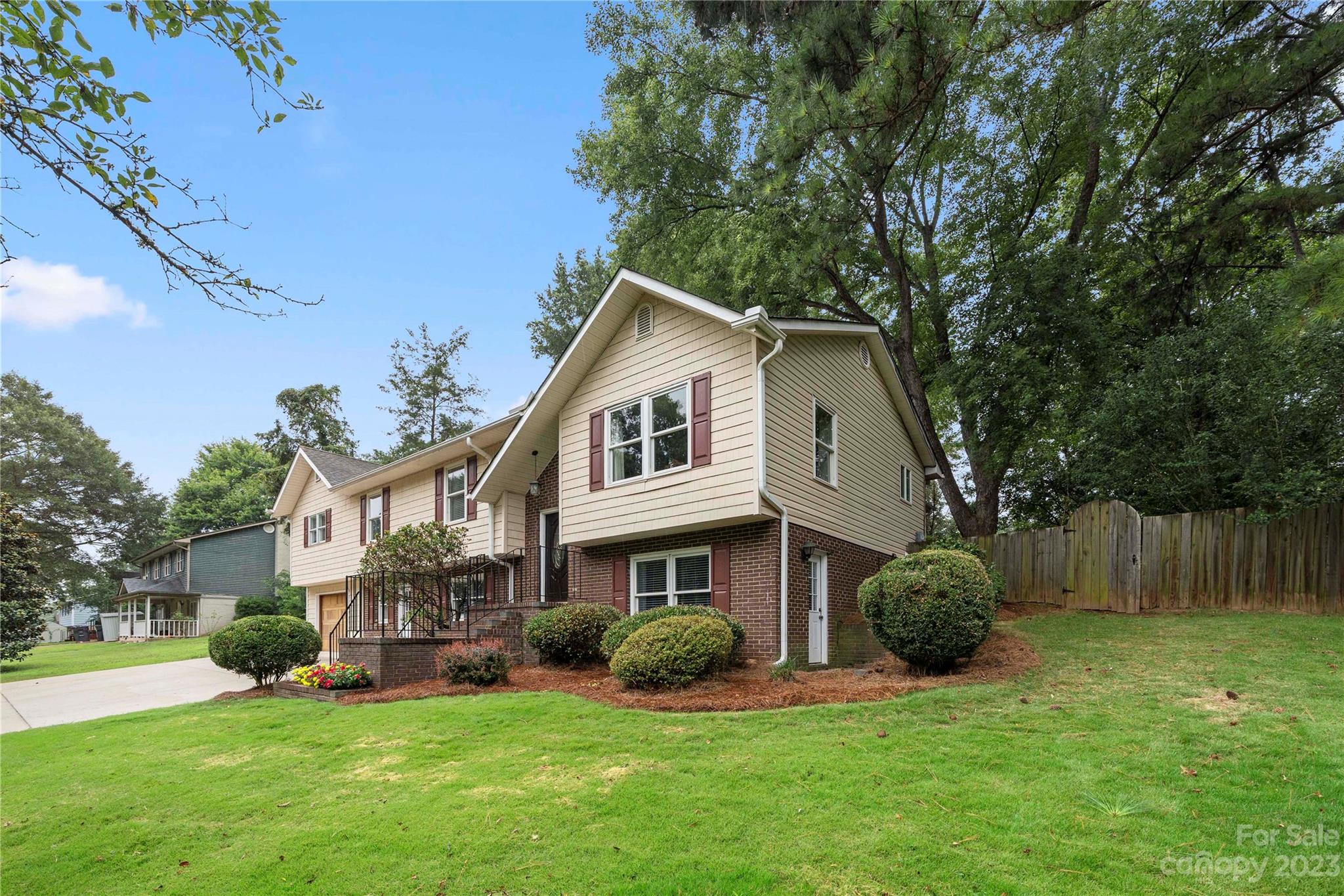 Foxwood - Residential