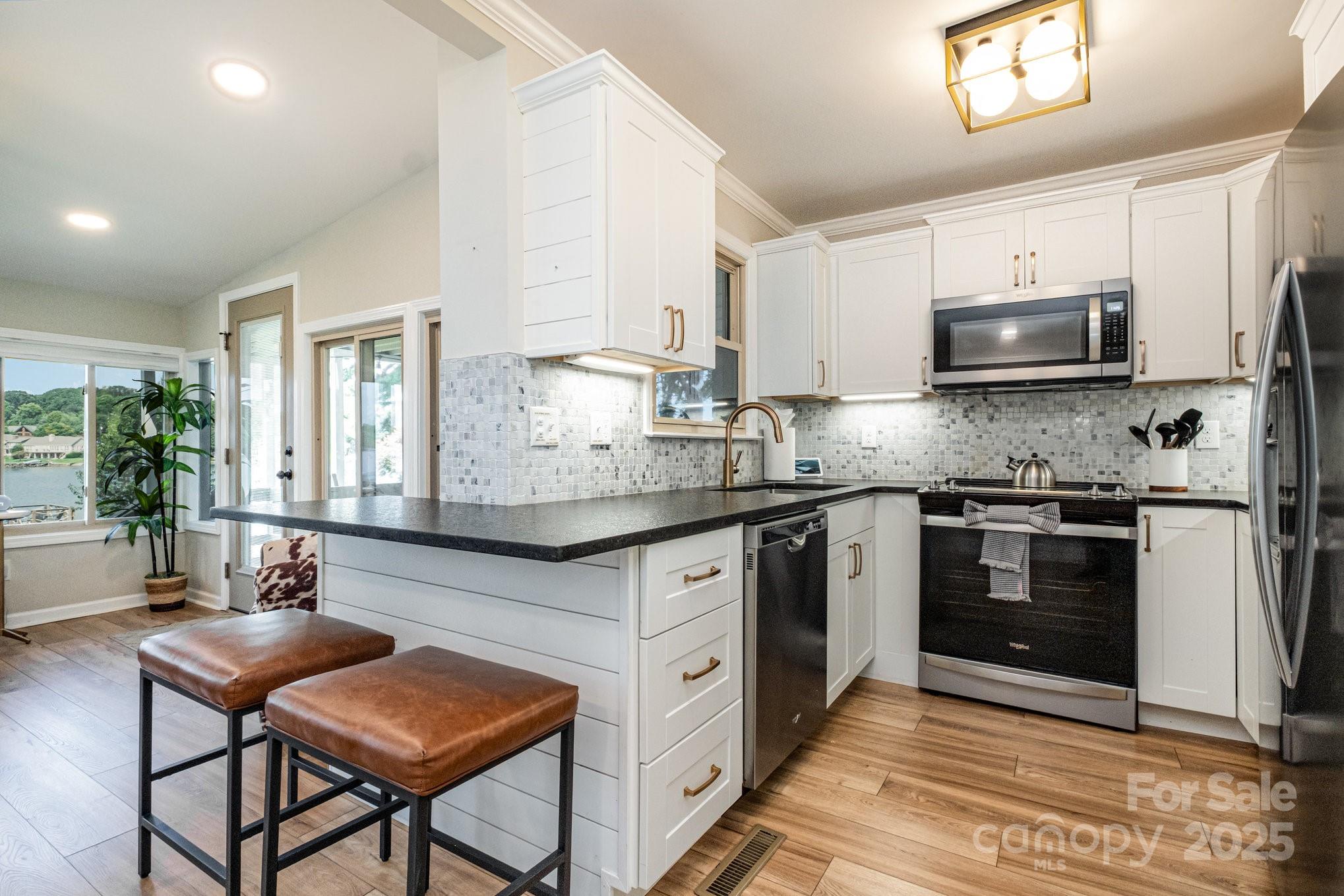 Lake Norman Bonanza - Residential