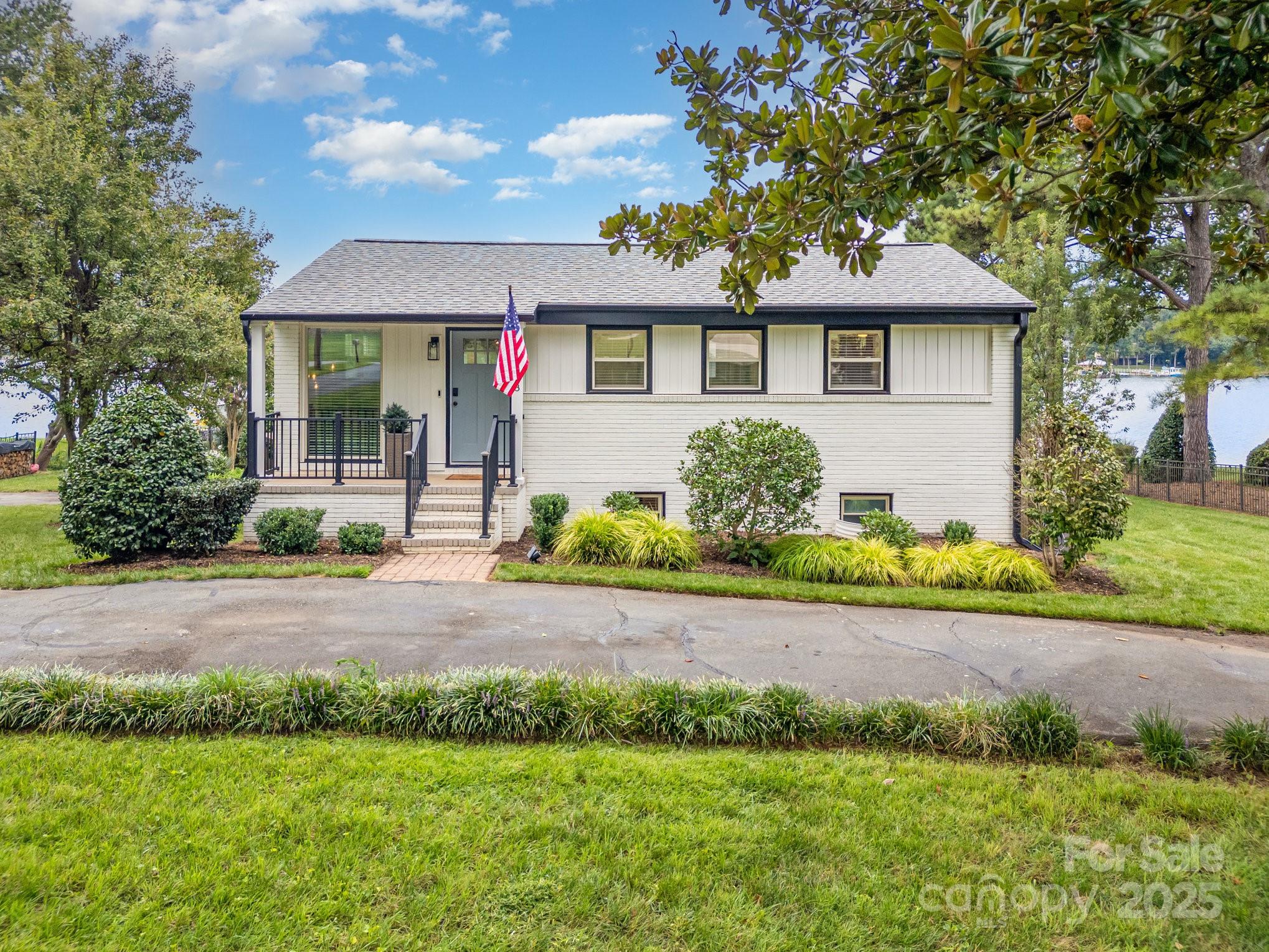 Lake Norman Bonanza - Residential