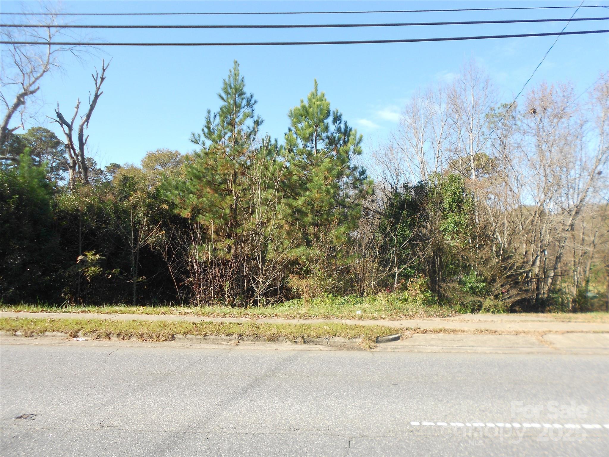 1009 N New Hope Road