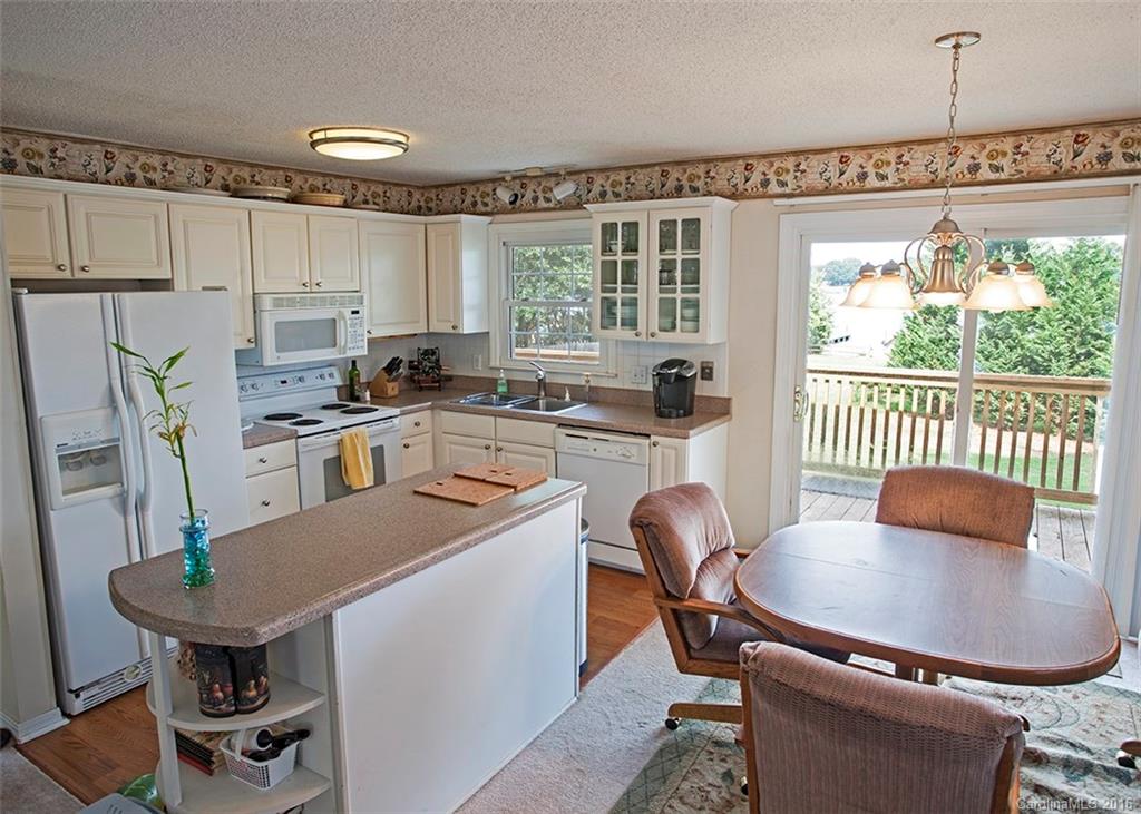 Island Forest - Residential