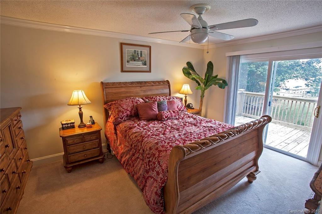 Island Forest - Residential