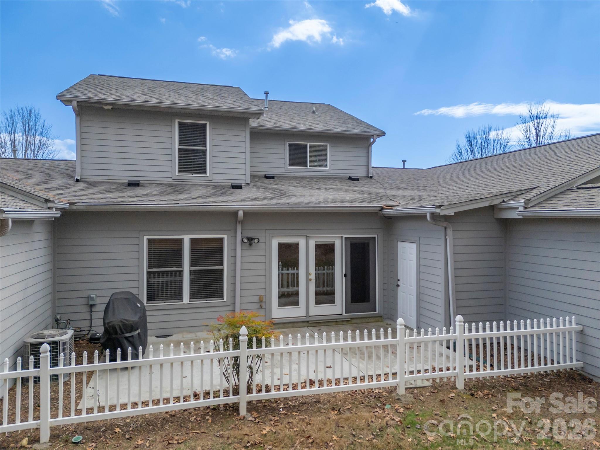 Royal Pines Village - Residential