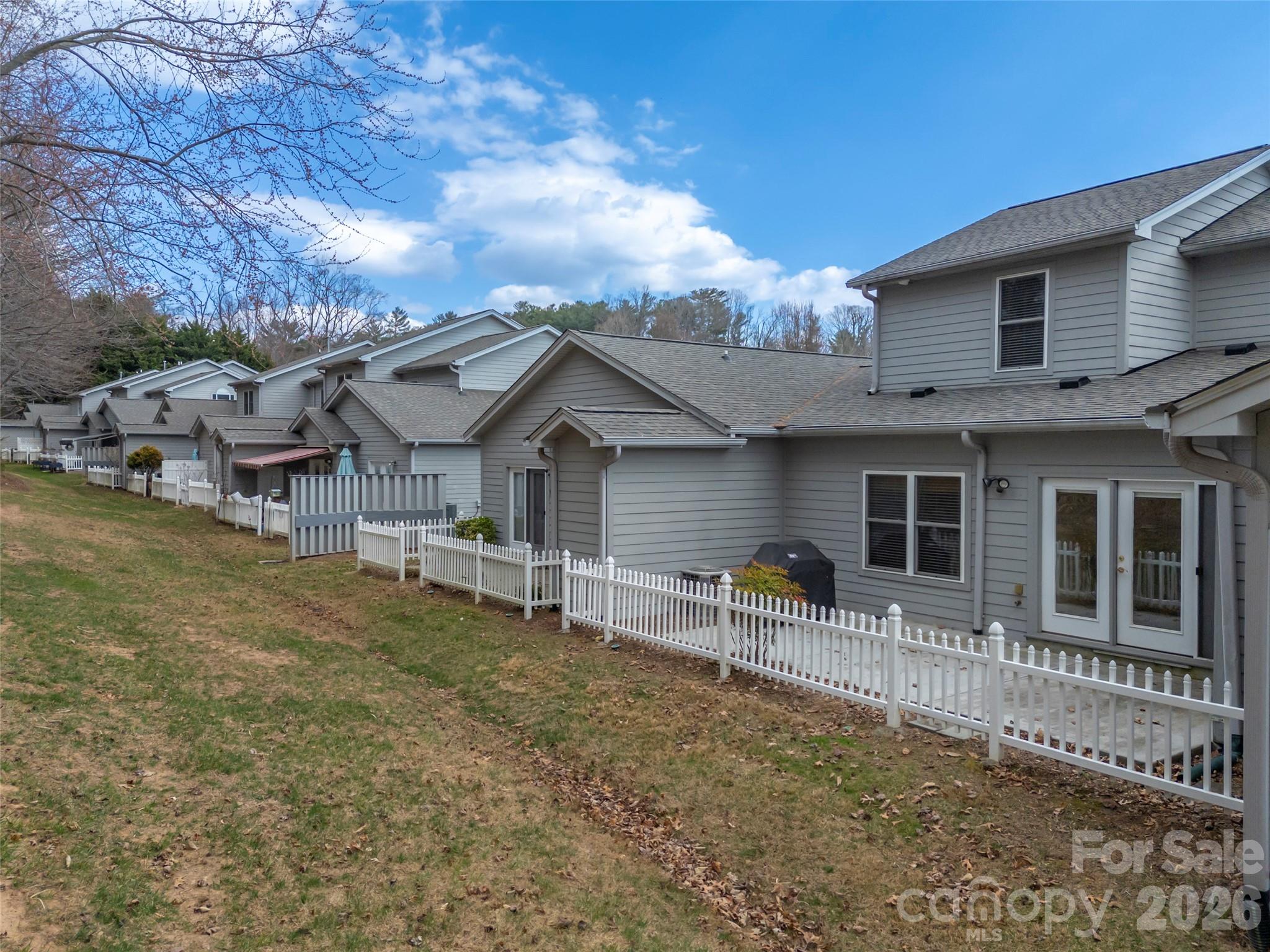 Royal Pines Village - Residential