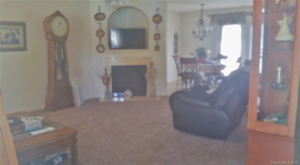 Oaks Of Broadway - Residential