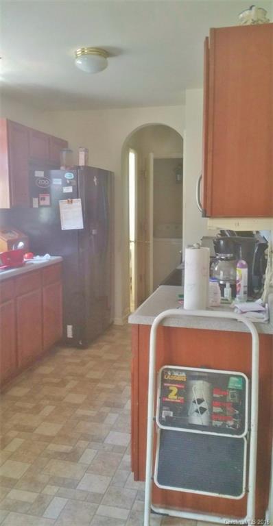 Oaks Of Broadway - Residential