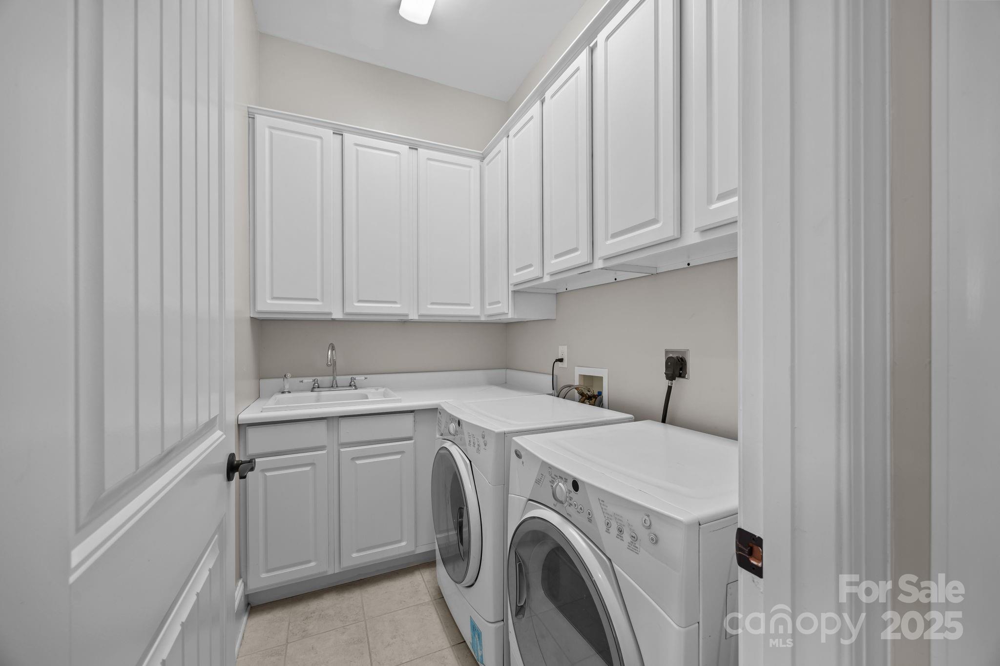 Hollabrook Farm - Residential