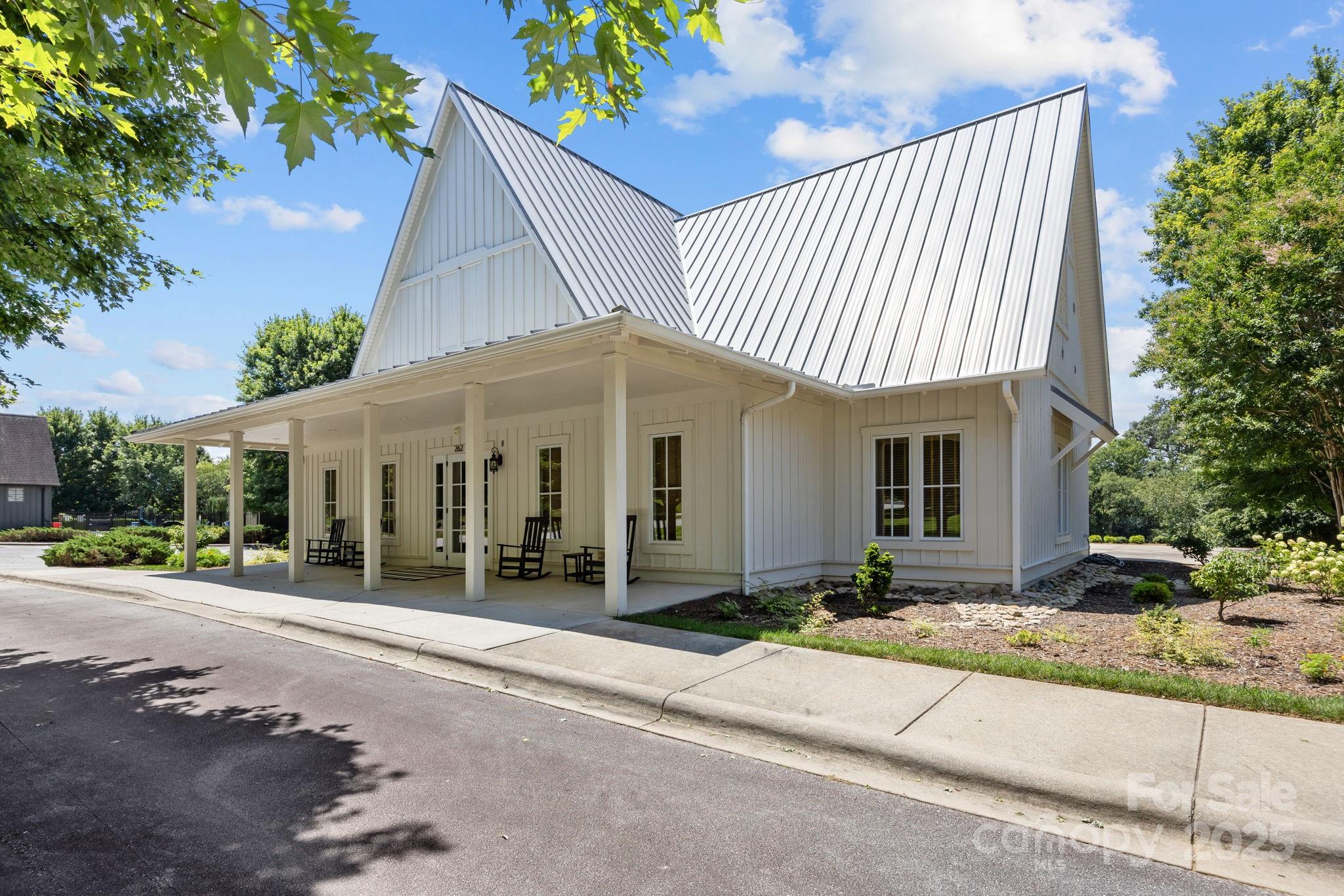Hollabrook Farm - Residential