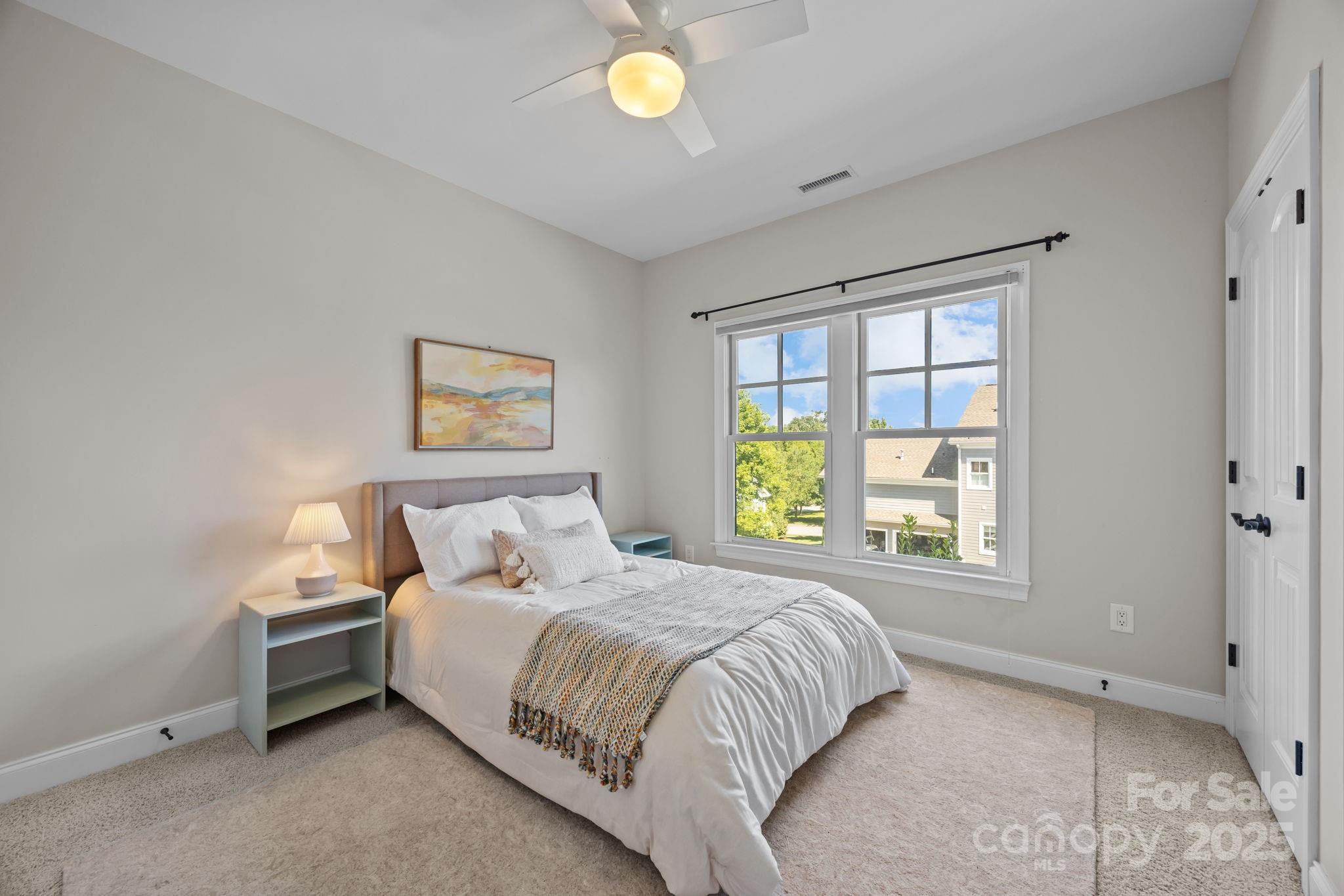 Hollabrook Farm - Residential