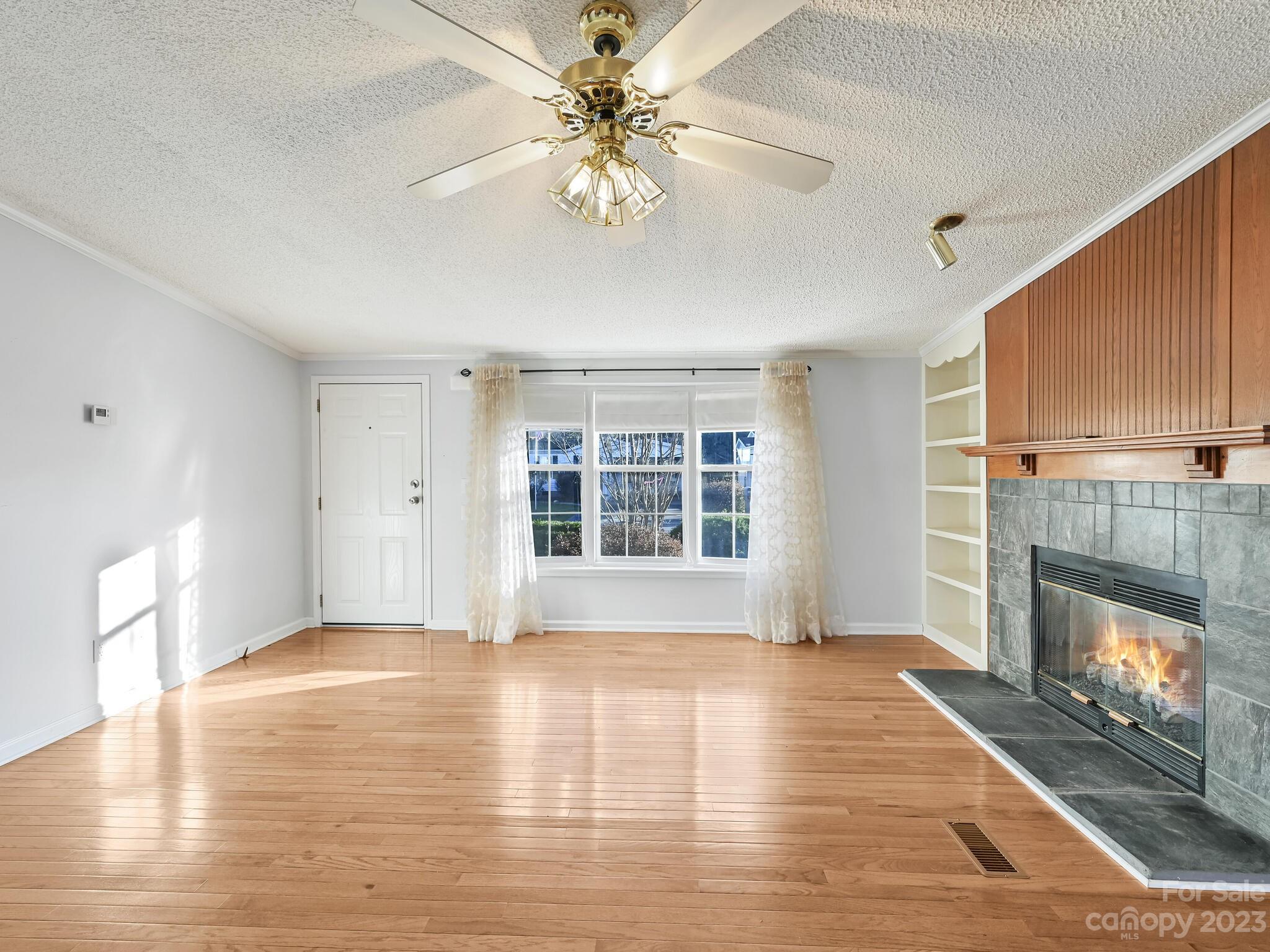 Riverwind - Residential