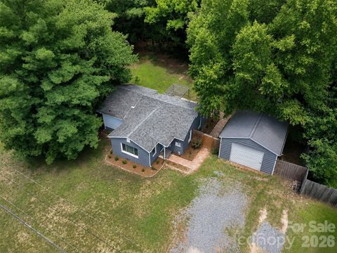 Photo of 225 Old Friendship Road, Rock Hill, SC 29730 (MLS # 4405861)