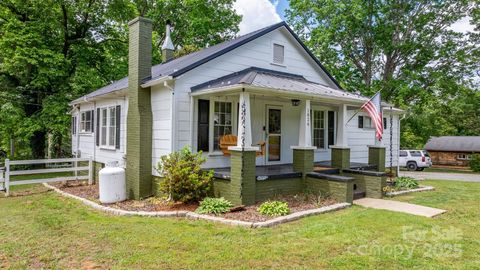 1826 Walt Arney Road Lenoir NC 28645