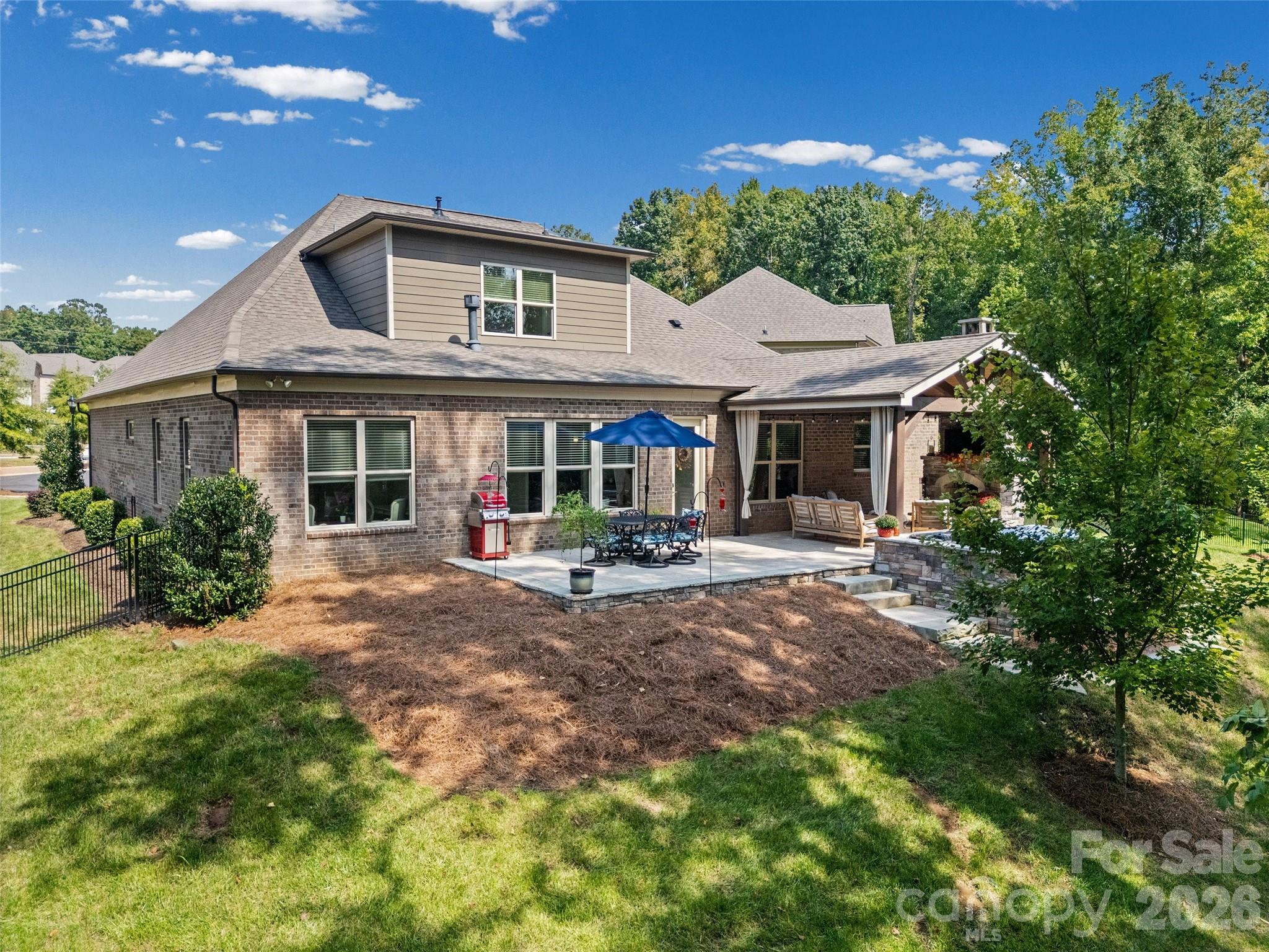 11200 Glanmire Drive