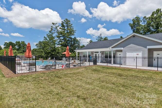 43 Sunny Meadows Boulevard