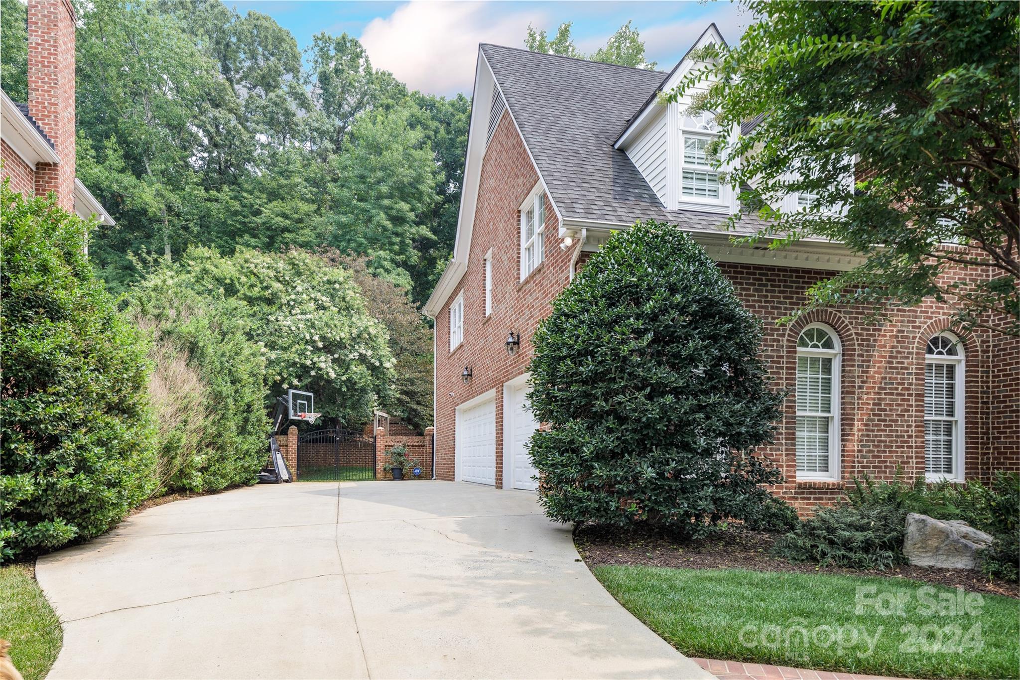 Lost Tree - Residential